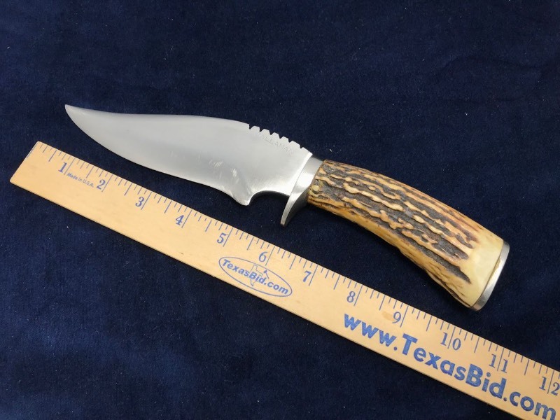 lot 169 image: Knife  Heavy Hunting Knife Marked Callahan Sambar Stag