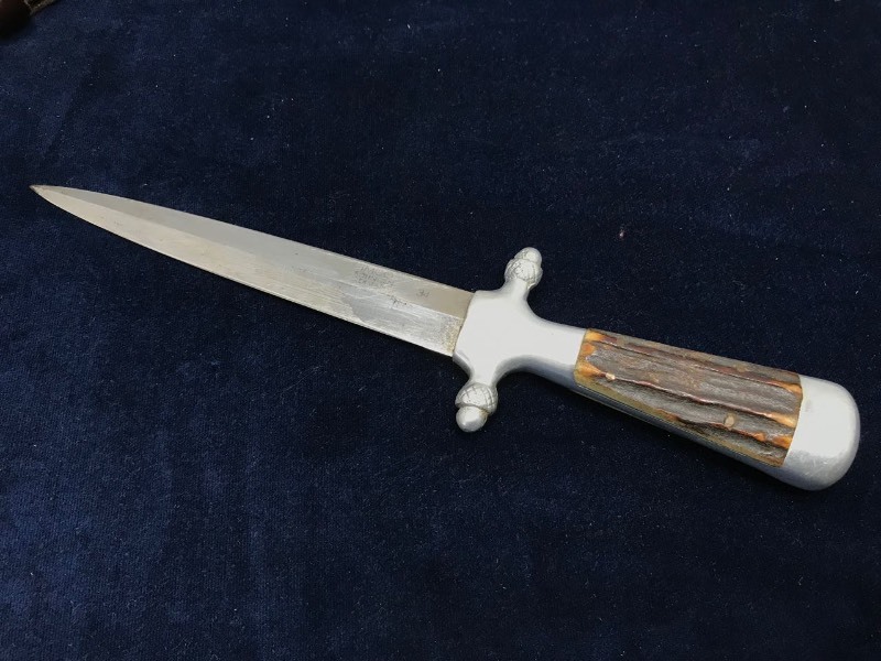 lot 178 image: Knife  Dagger #34 IMCO Soligen Germany with Sheath, Stag Grips
