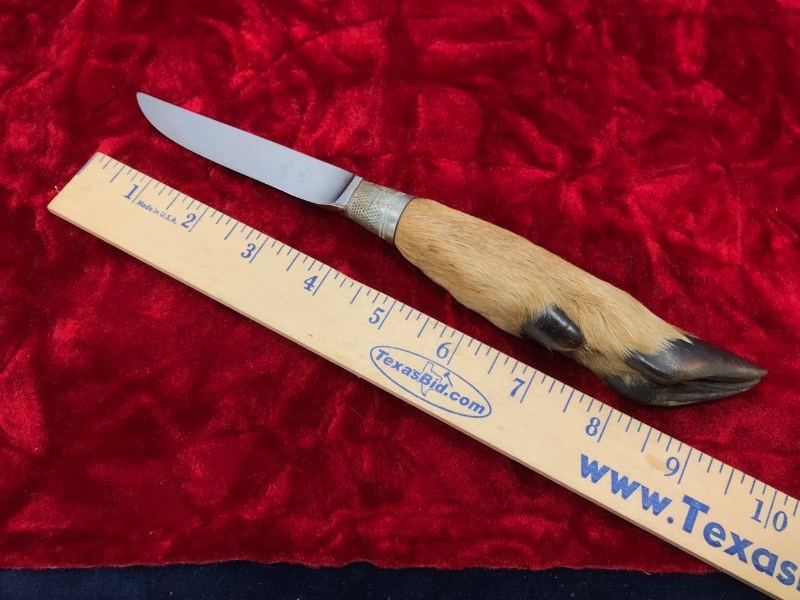 lot 192 image: Knife  Rosenthal Deer Foot