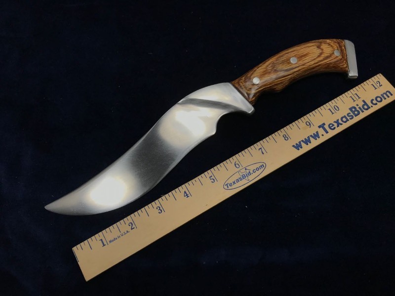 lot 198 image: Knife  Unmarked Upswept Fighting, Wood Handle