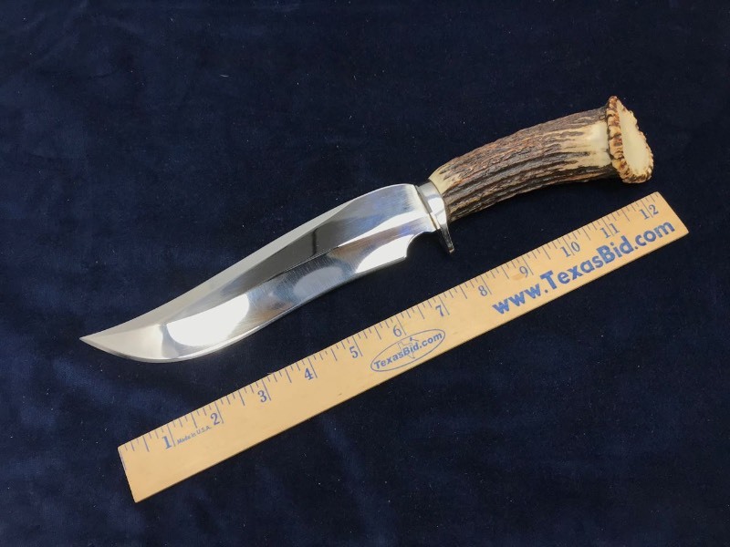 lot 201 image: Knife  Unmarked Upswept Fighting, Stag Axis Handle