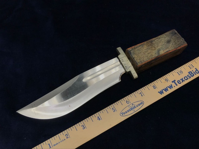 lot 224 image: Knife  Unfinished Bowie, Synthetic Wood, Nickel Guard