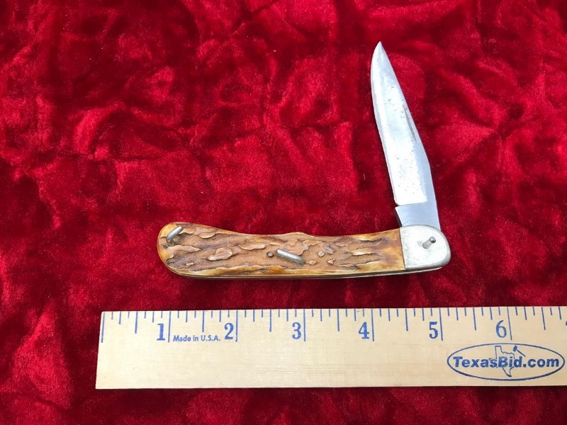 lot 234 image: Knife  Unfinished Folder, Sambar Stag