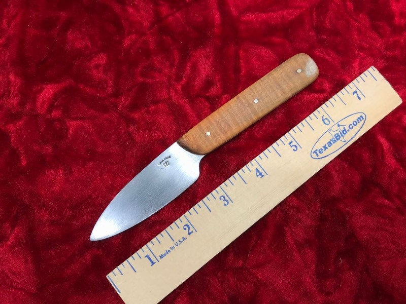 lot 235 image: Knife  Terry Callahan J.S. Small Game, Tiger Stripe Maple (damage to handle)