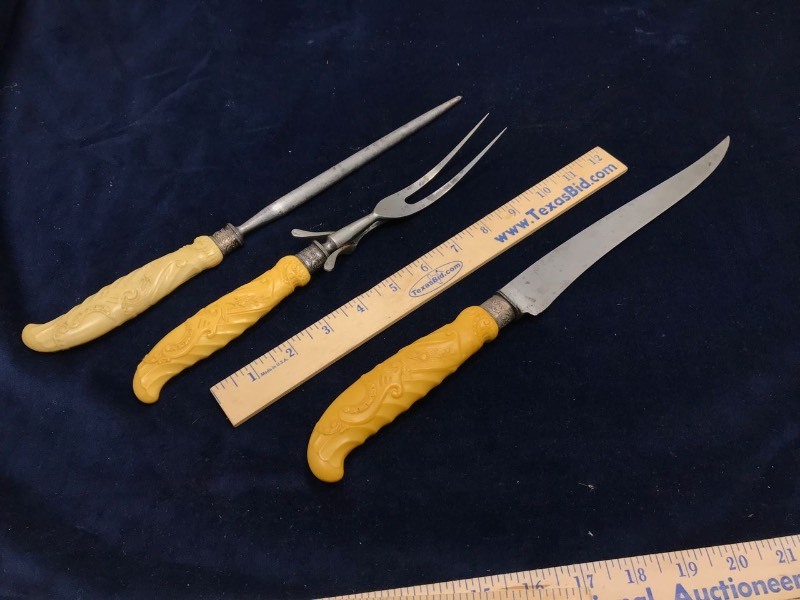 lot 247 image: Knife  LEES Serving Set, Bakelite Handles with Sterling ferrele