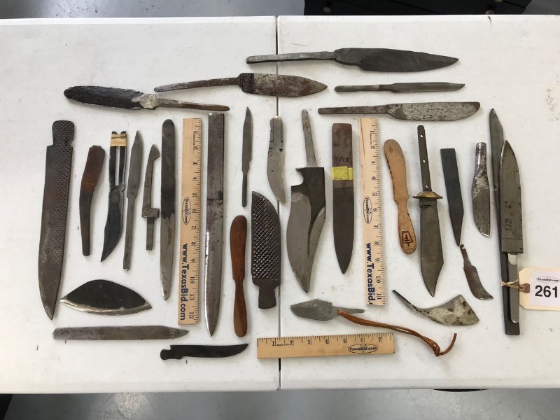 lot 261 image: Assorted Knife Projects,  Steels