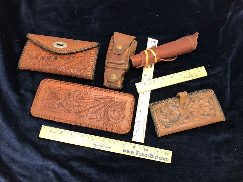 lot 280 image: Assorted Leathergoods