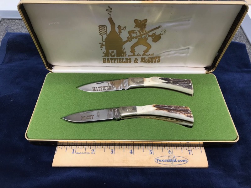 lot 304 image: (2 Pc.) Collectors Set Taylor Cutlery Hatfield & McCoys