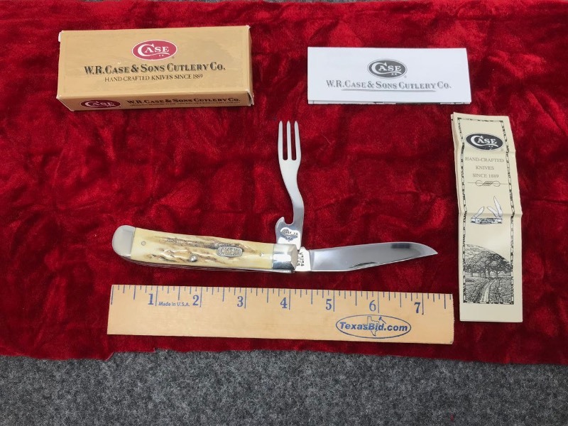 lot 321 image: Case Stag Hobo V5254 KnifeFork