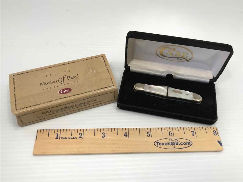 lot 328 image: Knife  Case, Mother of Pearl (8208)