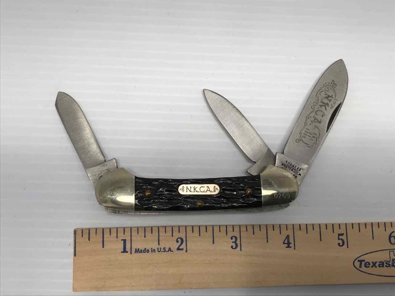 lot 404 image: NKCA Club Knife  1978 Rodgers Wostenholm