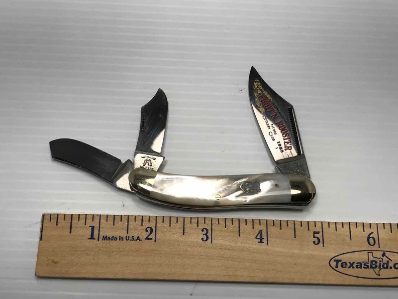 lot 449 image: Fightn Rooster Knife (Mother of Pearl)  1988 154
