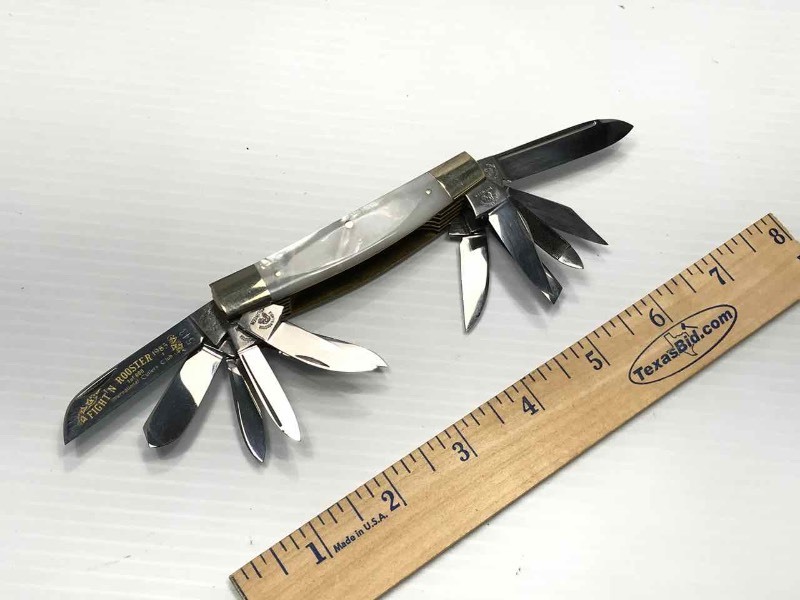 lot 459 image: Fightn Rooster Knife (Mother of Pearl)  1985 I 543