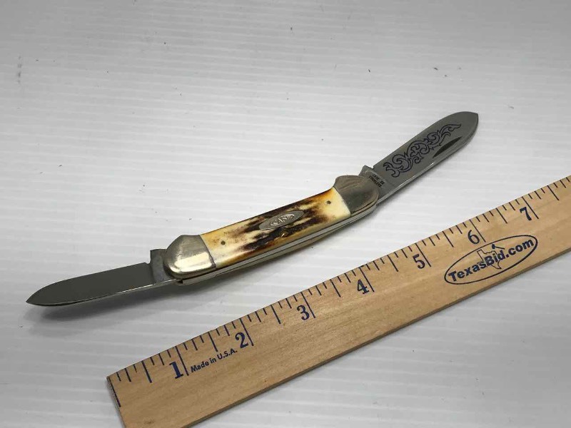 lot 491 image: Knife  Case 52131
