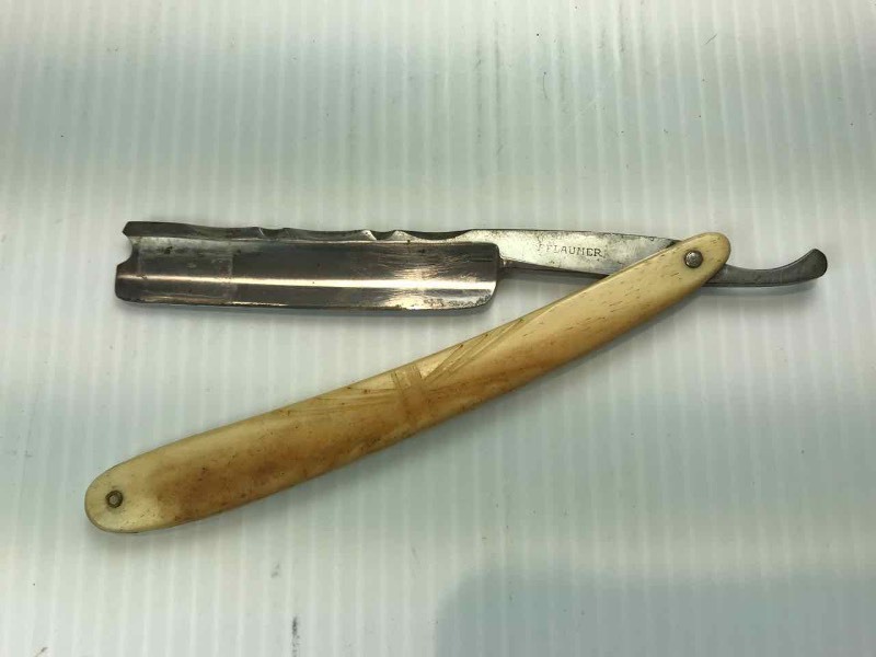 lot 703 image: Straight Razor  P F Laumer 155