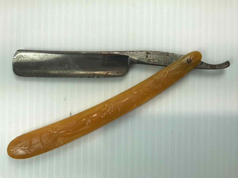 lot 704 image: Straight Razor  Wadsworth Razor Co. XLNT Germania Cutl. Works Germany ()