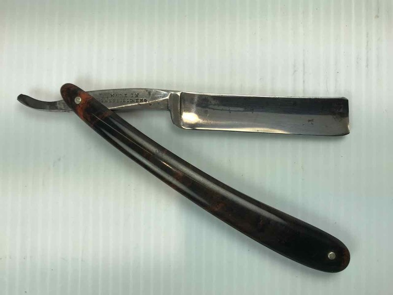 lot 708 image: Straight Razor  Hibbard Spencer Bartlett & Co. Chicago, The Judges Own, Made in Sheffield Eng.