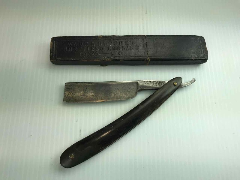 lot 734 image: Straight Razor  Wade & Butcher Sheffield, and a box