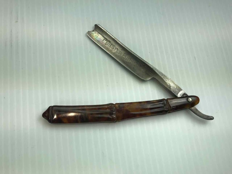 lot 736 image: Straight Razor  Priester Bros.