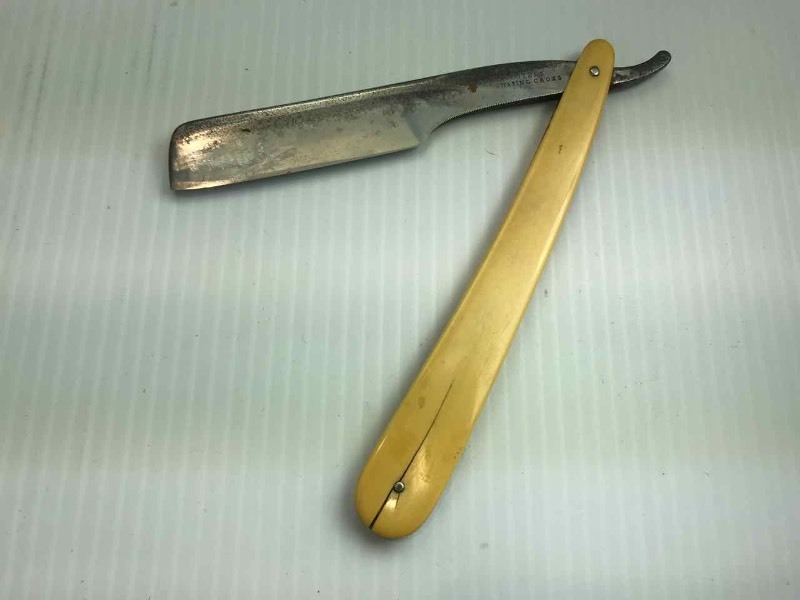 lot 745 image: Straight Razor  C. Stewart & Co. Patentees Charing Cross