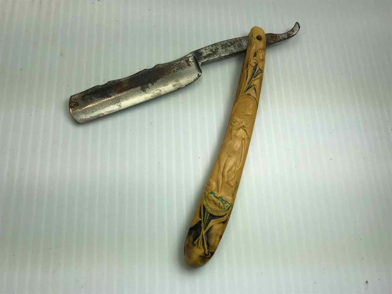 lot 750 image: Straight Razor  W. H. Morley & Sons