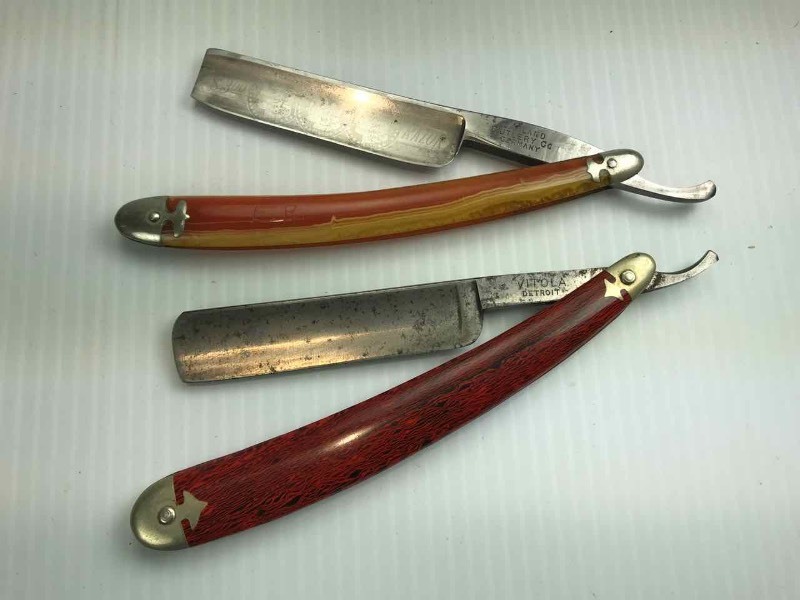lot 771 image: (2) Straight Razors  Vitola, Garland Cutlery