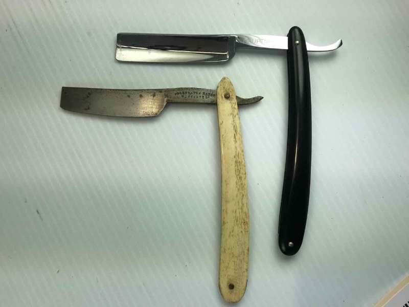 lot 775 image: (2) Straight Razors  Ivory in Color, Hauptner