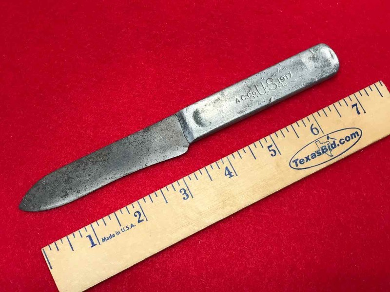 lot 514 image: Knife  A.C. Co. US 1917