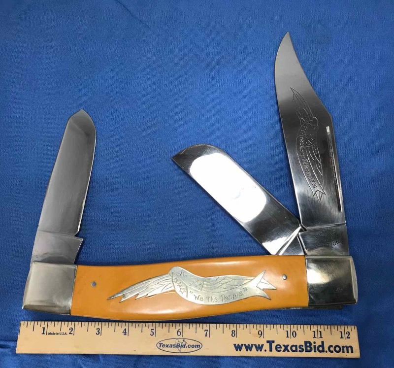 lot 527 image: Display Knife  Limited Edition 1743 Thomas Jefferson 1826, We The People, 3-Blade
