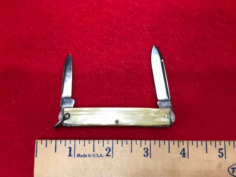 lot 542 image: Knife  Wards, 2-Blade with Lanyard