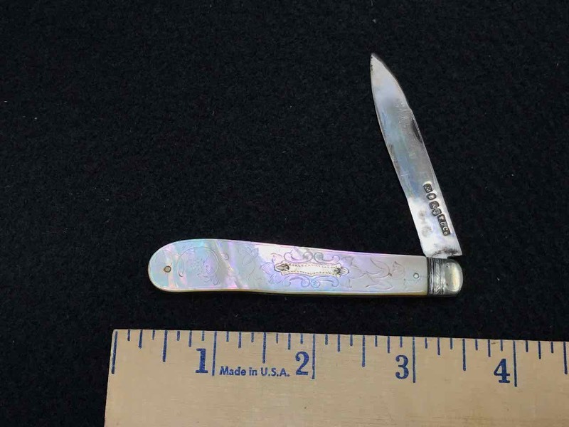 lot 560 image: Knife Antique, Mother Of Pearl  F & Co. Single Blade