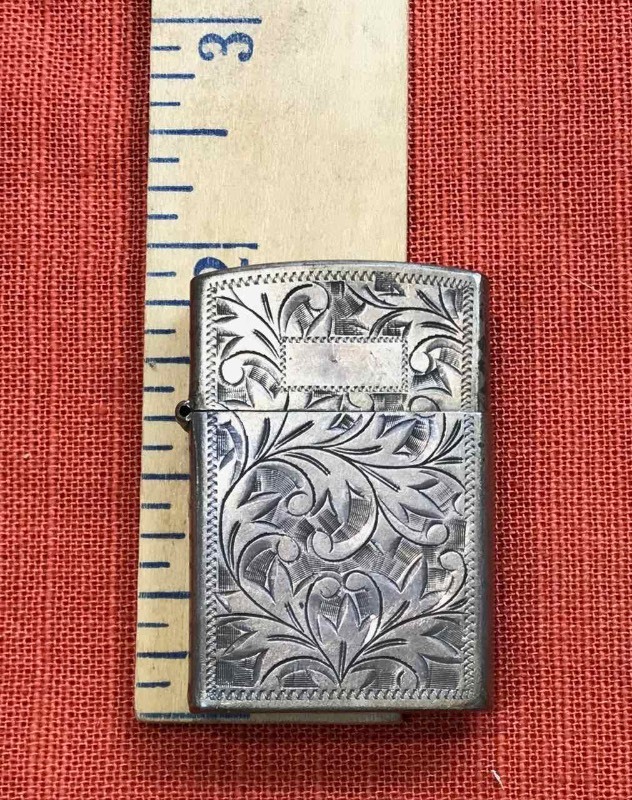 lot 664 image: Sterling Lighter ()