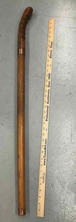 lot 683 image: Hiking Stick