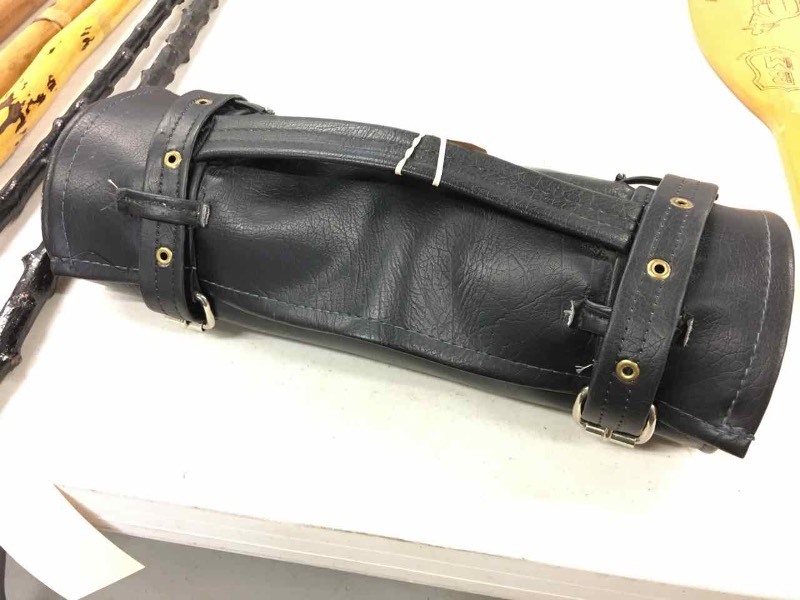 lot 581 image: Large Pleather Knife Roll