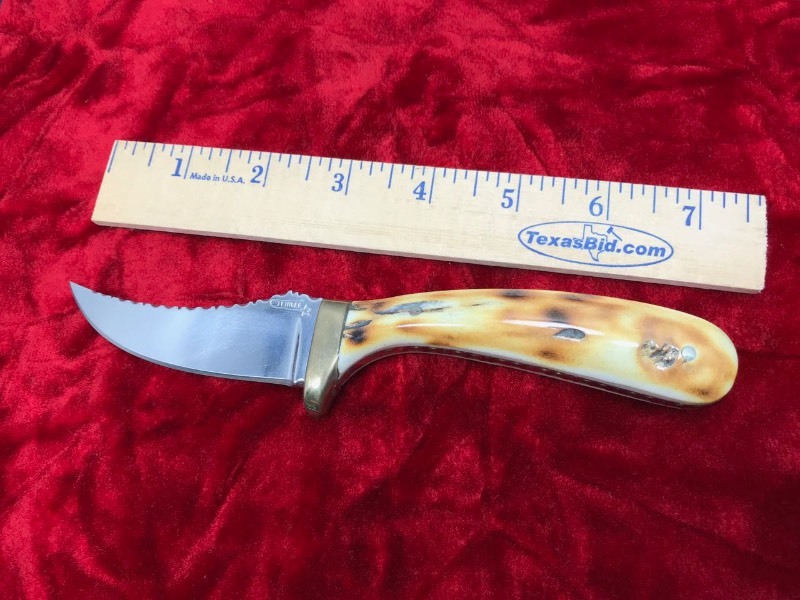 lot 123 image: Custom Knife  Maker L.C. Finger, Sharp Finger Sambar Stag Handle, filework on blade and handle, ot of Kerrville, TX., #723, approx. 7.25 in. overall.