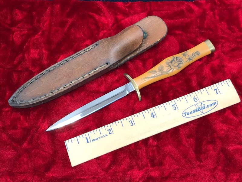 lot 134 image: Custom Knife  Barry Dawson Stilleto, Double Edge Dagger, Engraved Handle Marked 92