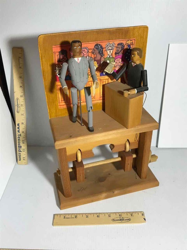 lot 73 image: Mechanical Amusements, Woody Jones (crank the handle and see him dance)