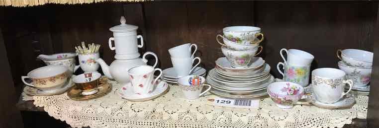 lot 129 image: Asst. Tea Cups & Saucers