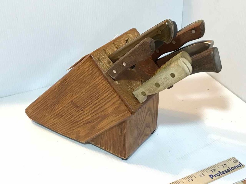 lot 142 image: Asst. Kitchen Knives & Block