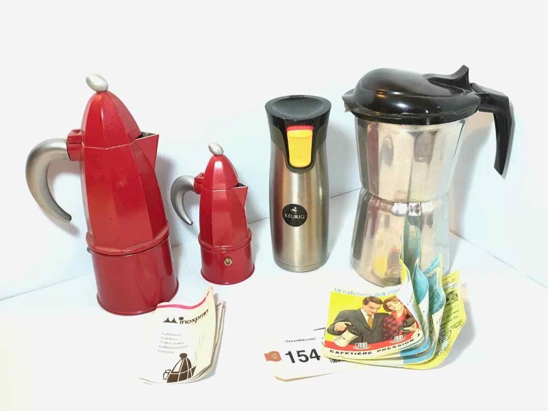 lot 154 image: Stovetop Espresso Makers Inoxpran Italia & La Reginella by Prama, France and a travel mug & timer