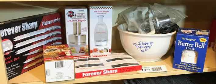 lot 174 image: Butter Bell, Popcorn Bowl, Grater, Knife Set, Etc.