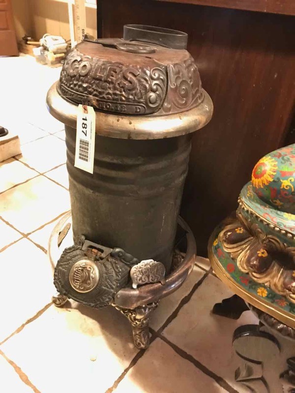 lot 187 image: Cast Iron Stove  Coles