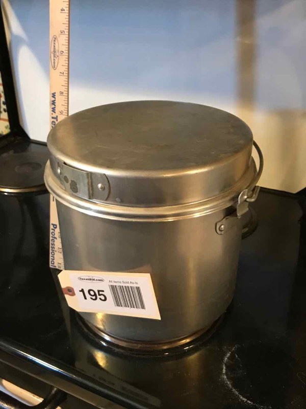lot 195 image: Aluminum Camp Set Kit