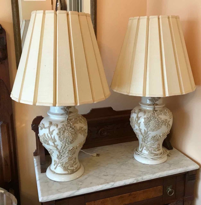 lot 429 image: (2) Bedside Table Lamps  Chrysanthemums