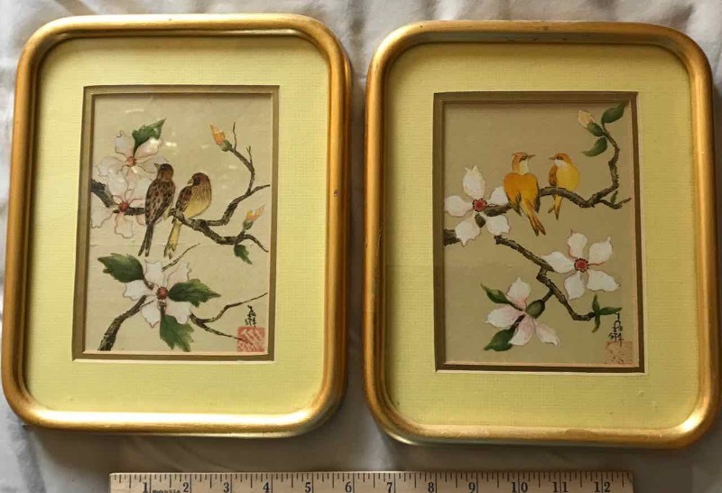 lot 450 image: (2) Oriental Style Paintings, Birds, on silk
