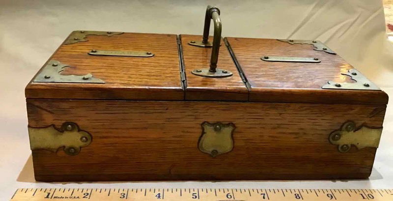lot 476 image: Antique Wood & Brass Box, Cigarettes & Cigars
