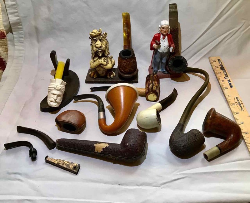 lot 480 image: Tobacco Pipes & Holders