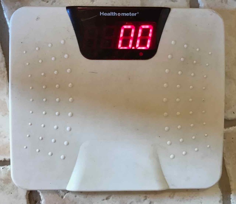 lot 486 image: Health-o-Meter Talking Scale