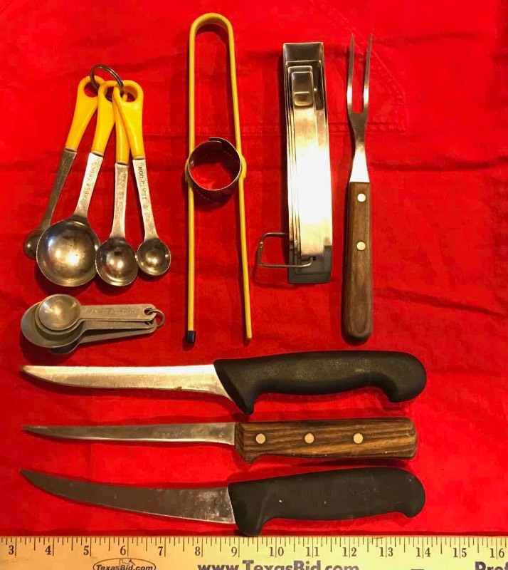 lot 500 image: Asst. Kitchen Utensils