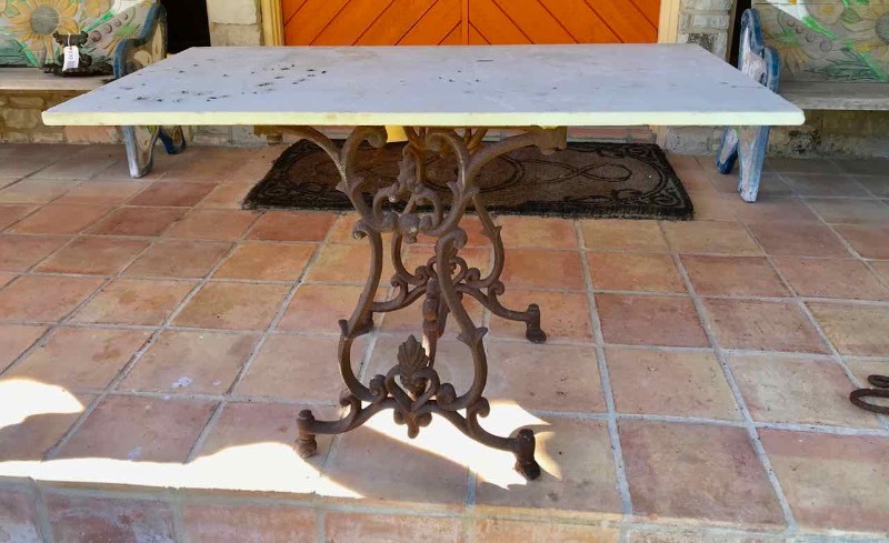 lot 528 image: Marble Top, Cast Iron Base Table